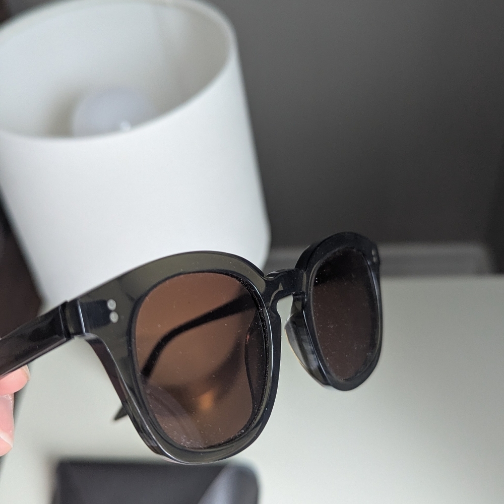 BNWOT Lowercase NYC Astor sunglasses, Sage Green - Picture 11 of 11